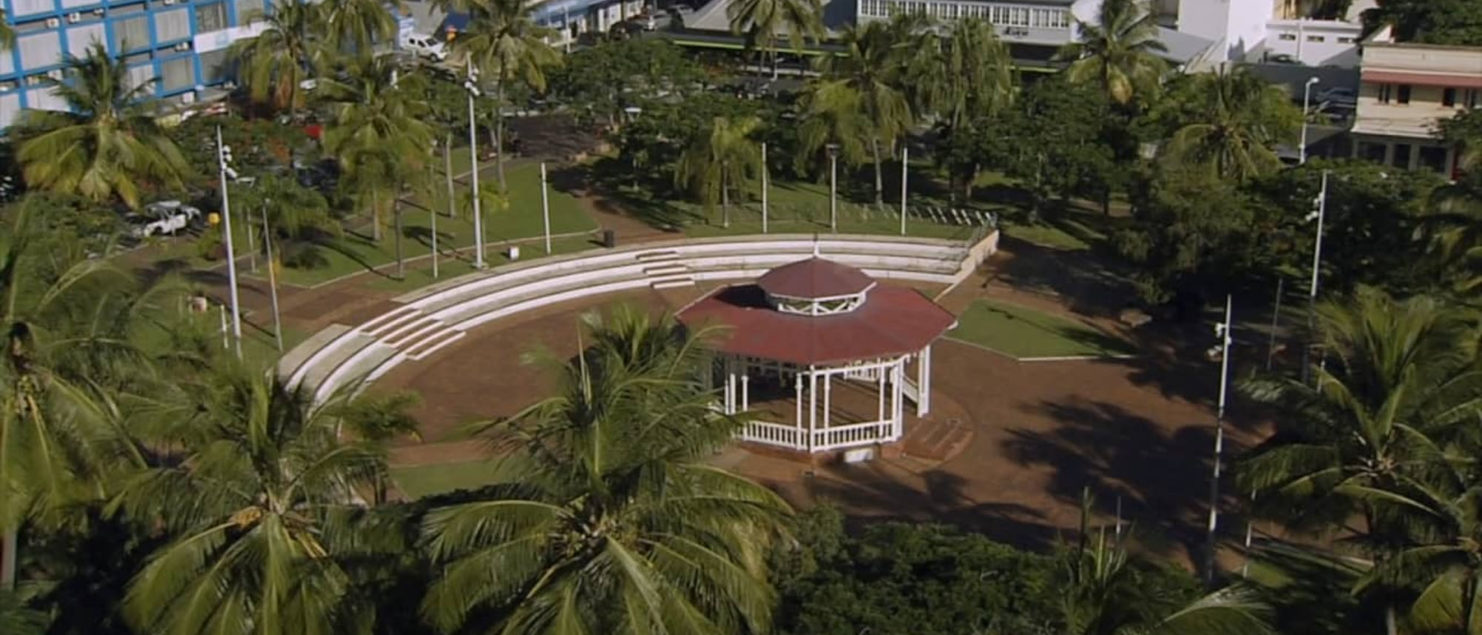 place-des-cocotiers-histoires-de-coeur