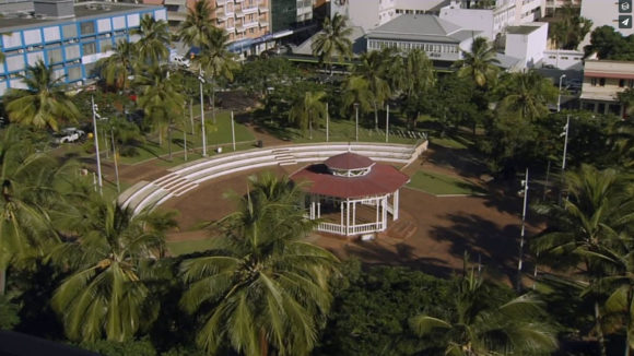 place-des-cocotiers-histoires-de-coeur